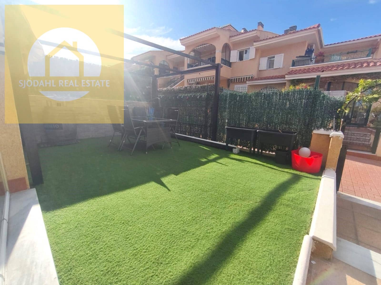 Casa de 3 habitaciones en Gran Alacant en venta con piscina - 284.900 € (Ref: 9643360)