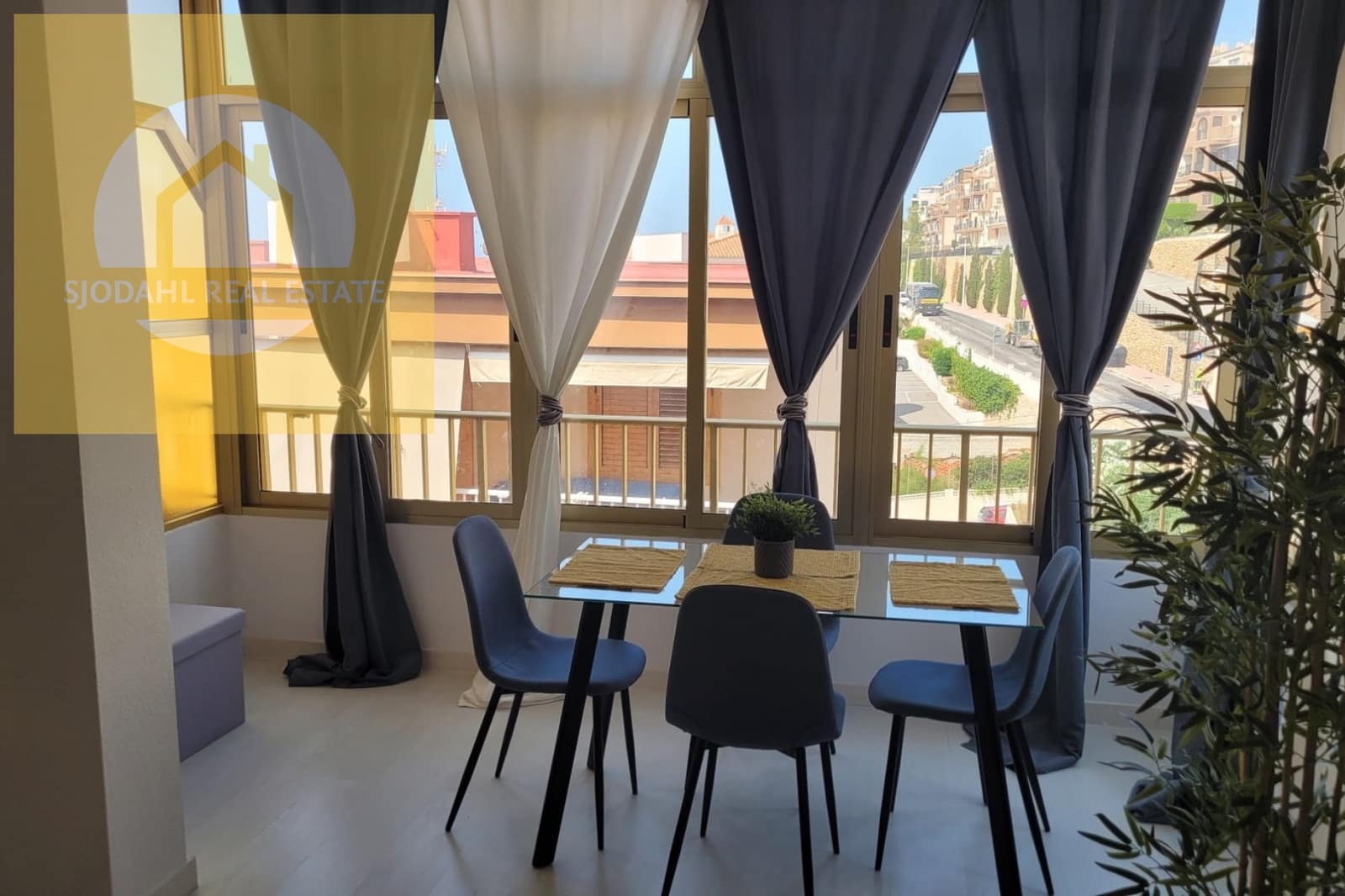 2 soverom Leilighet til salgs i Santa Pola med garasje - € 199 000 (Ref: 9645625)