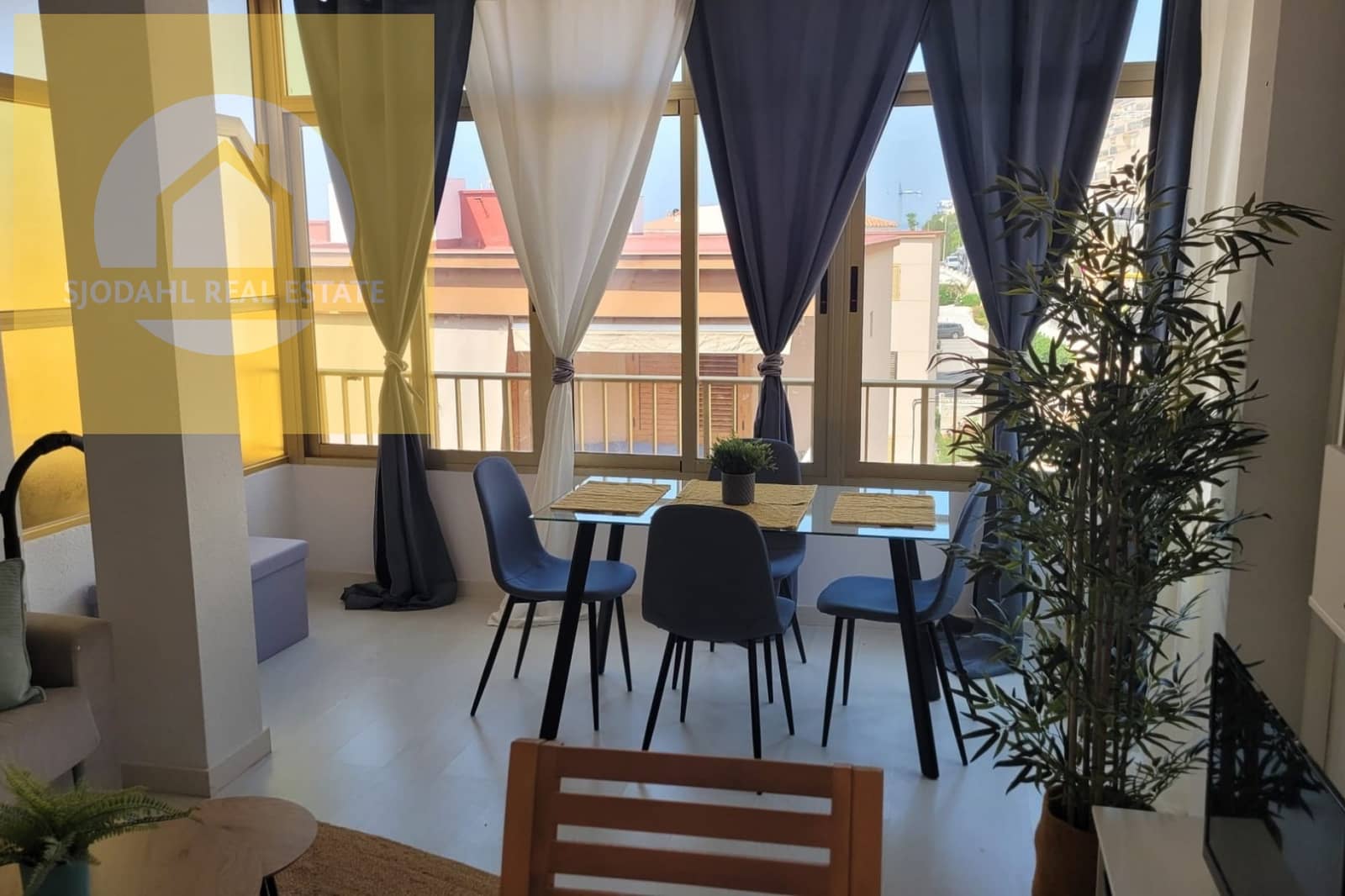 2 soverom Leilighet til salgs i Santa Pola med garasje - € 199 000 (Ref: 9645625)