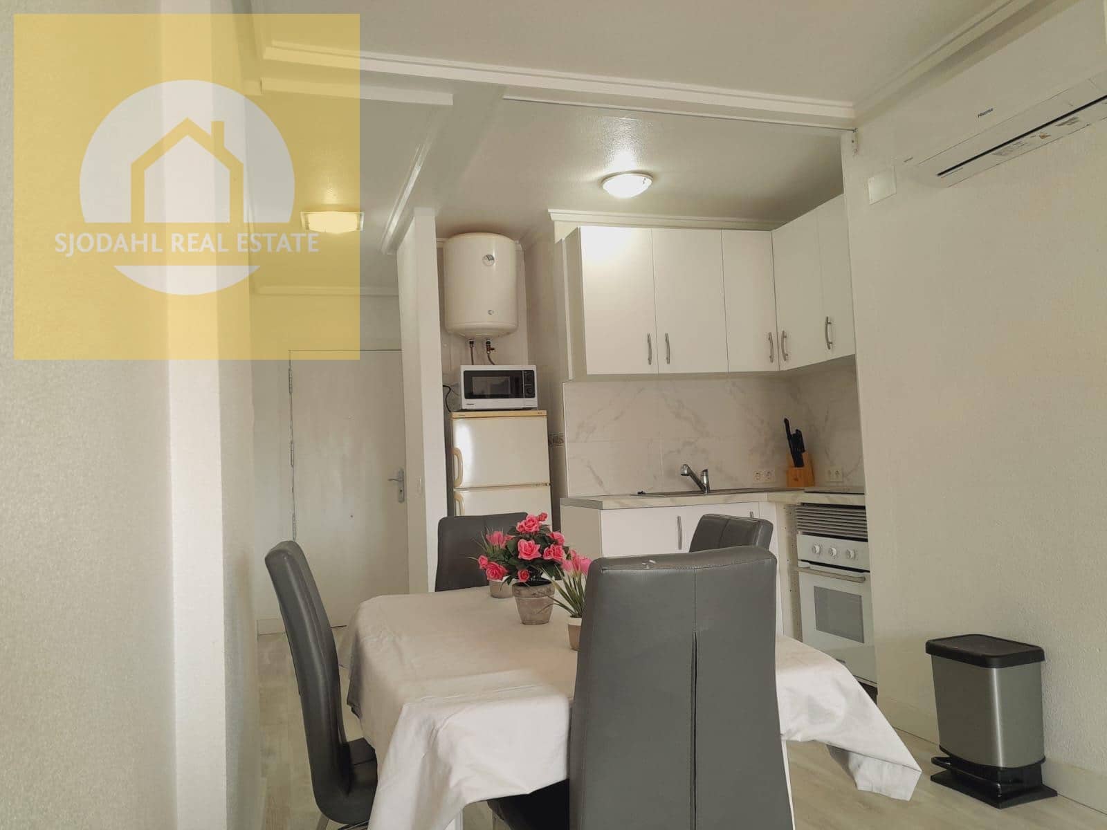 2 sovrum Lägenhet till salu i Torrevieja med pool - 120 000 € (Ref: 9645626)