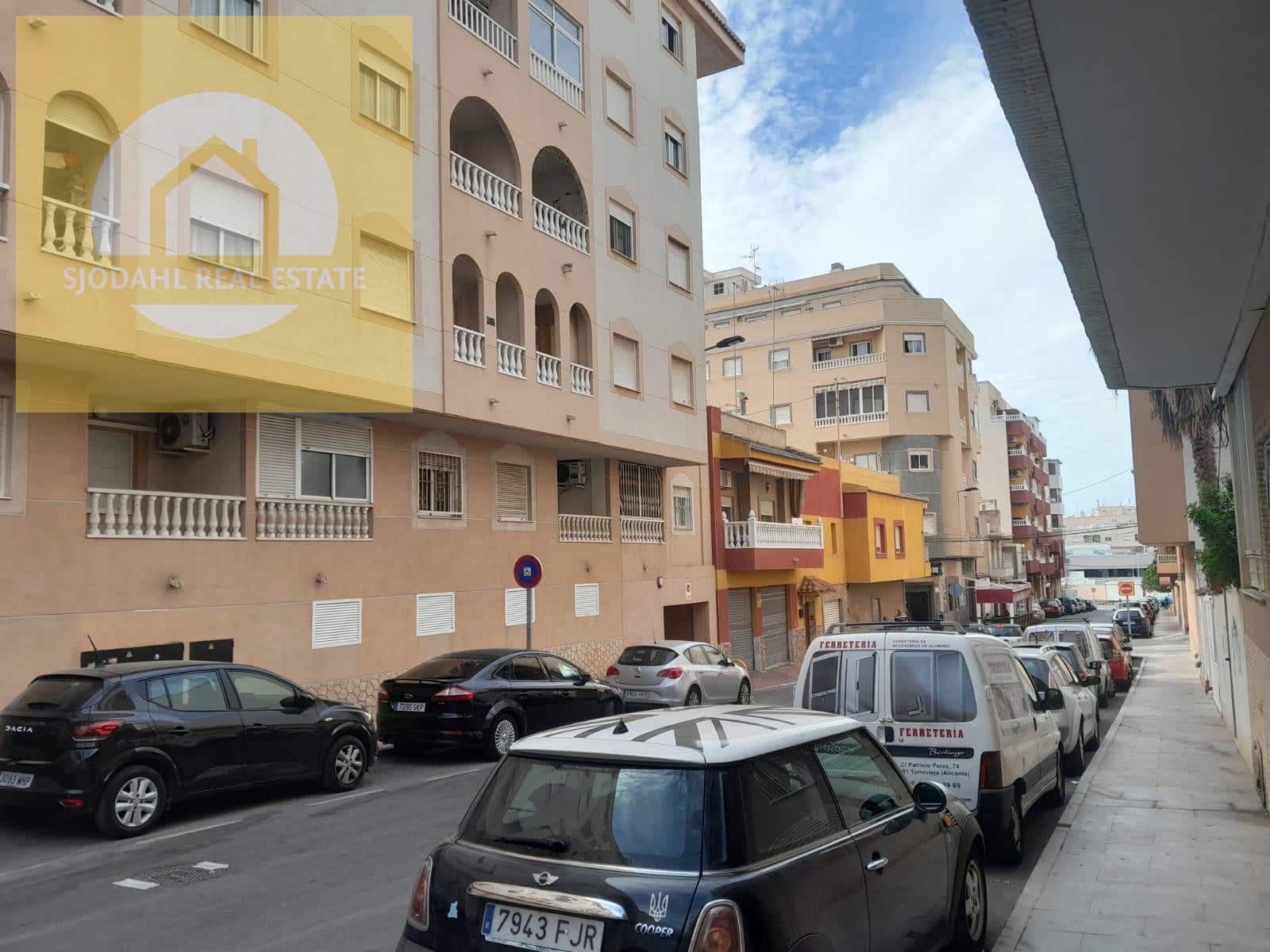 2 sovrum Lägenhet till salu i Torrevieja med pool - 120 000 € (Ref: 9645626)
