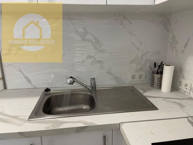 2 soverom Leilighet til salgs i Centro - Muelle Pesquero, Torrevieja med svømmebasseng - € 120 000 (Ref: 9645626)