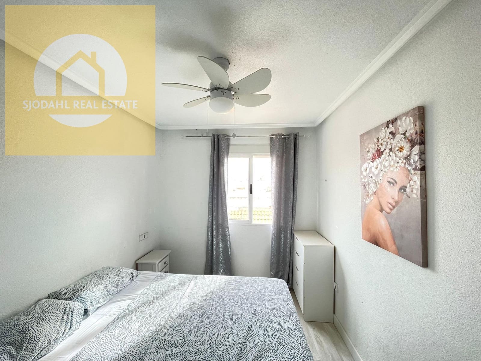 2 sovrum Lägenhet till salu i Torrevieja med pool - 120 000 € (Ref: 9645626)