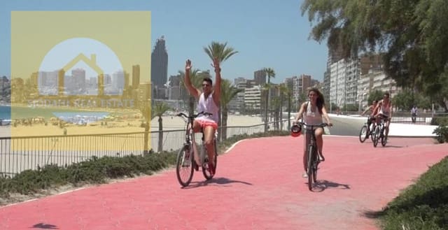 3 slaapkamer Villa te koop in Rincón Bajo, Benidorm met zwembad - € 595.000 (Ref: 9645826)