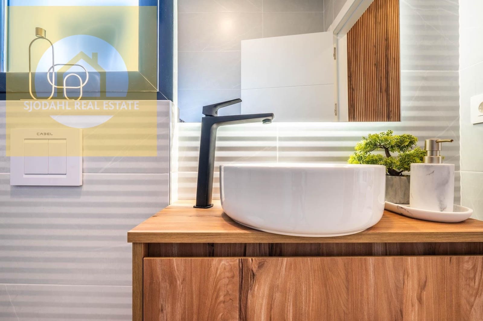 3 chambre Villa/Maison à vendre à Roldan avec piscine garage - 395 950 € (Ref: 9645827)