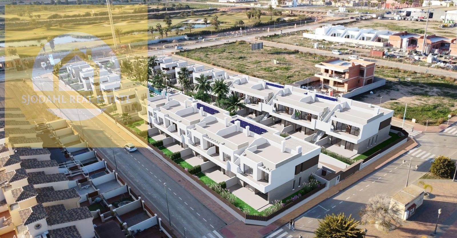 3 slaapkamer Bungalow te koop in Los Alcazares met zwembad garage - € 320.000 (Ref: 9645834)