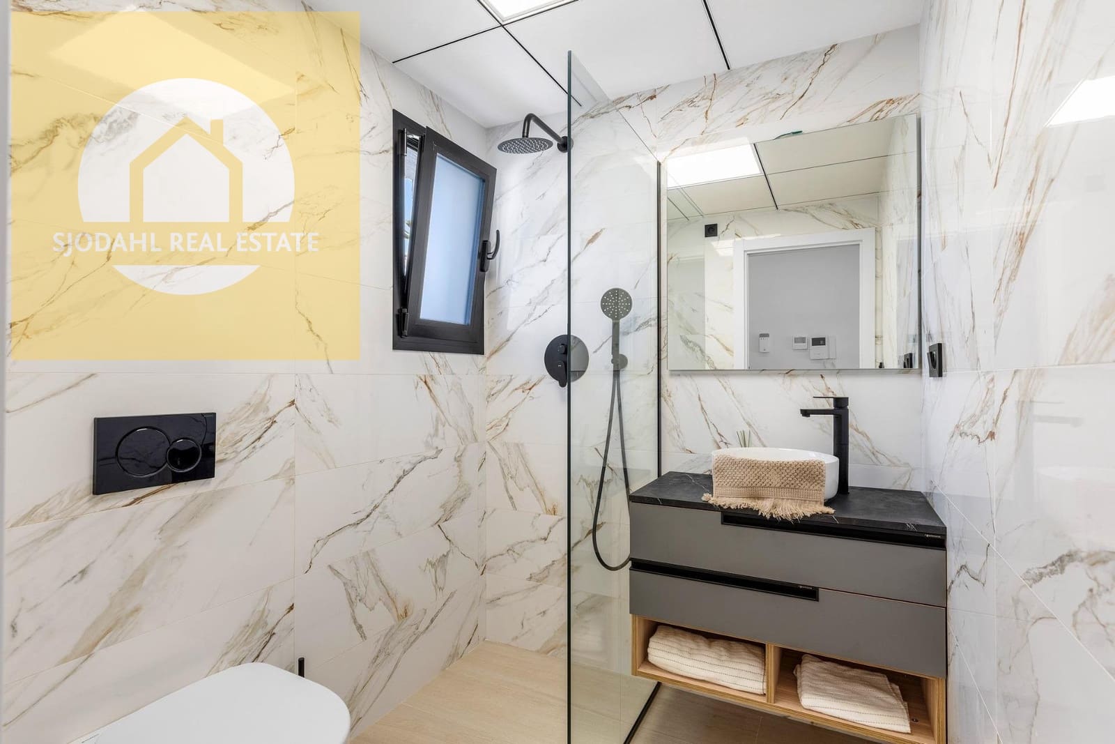 2 slaapkamer Appartement te koop in Guardamar del Segura met zwembad - € 228.000 (Ref: 9645839)