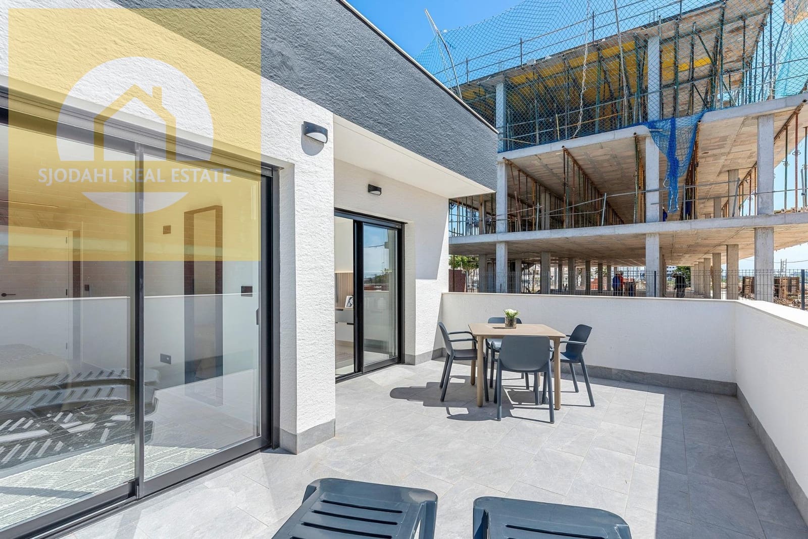 2 slaapkamer Appartement te koop in Guardamar del Segura met zwembad - € 228.000 (Ref: 9645839)