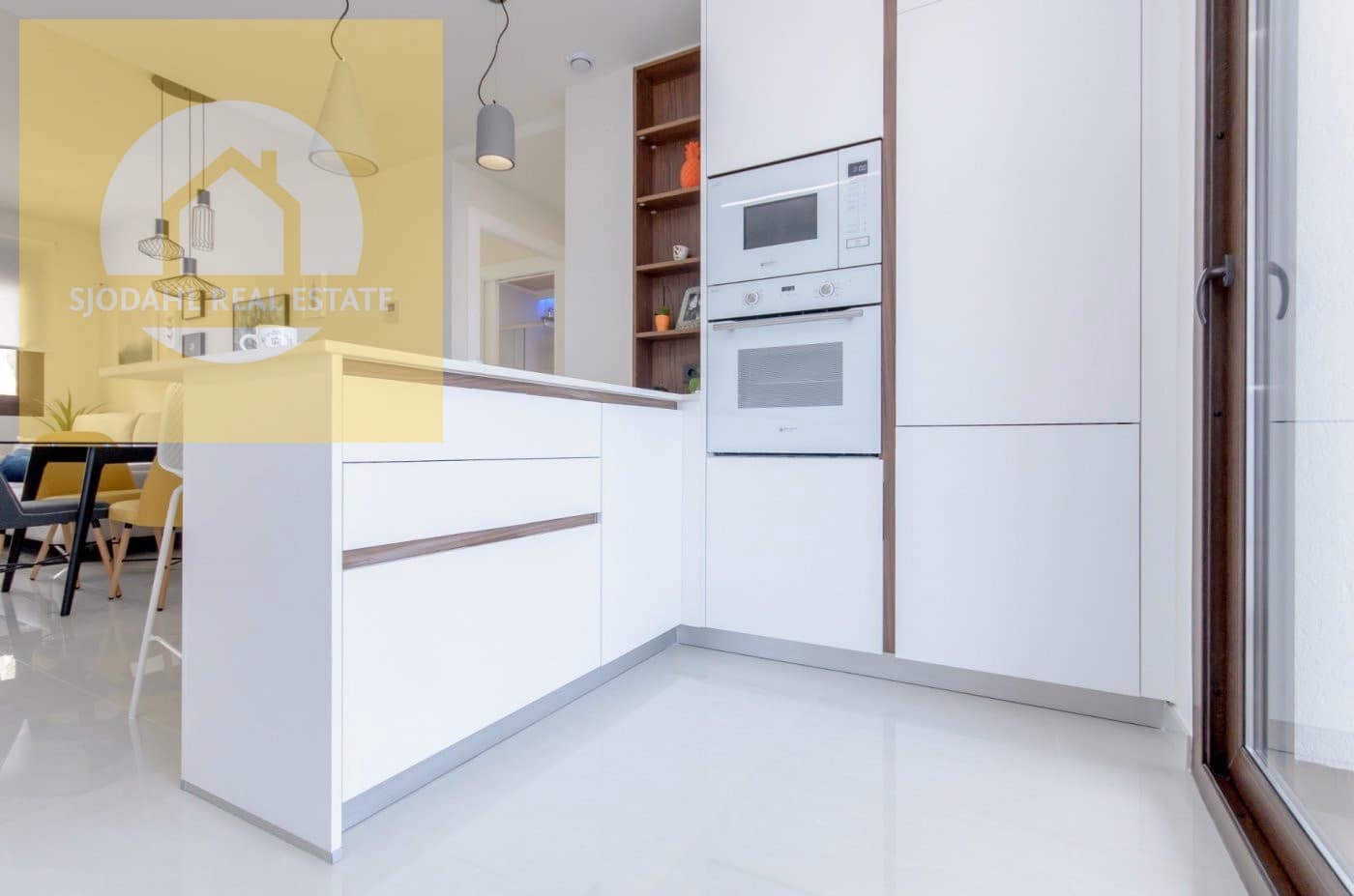 2 chambre Bungalow à vendre à Torrevieja avec piscine garage - 275 000 € (Ref: 9646063)