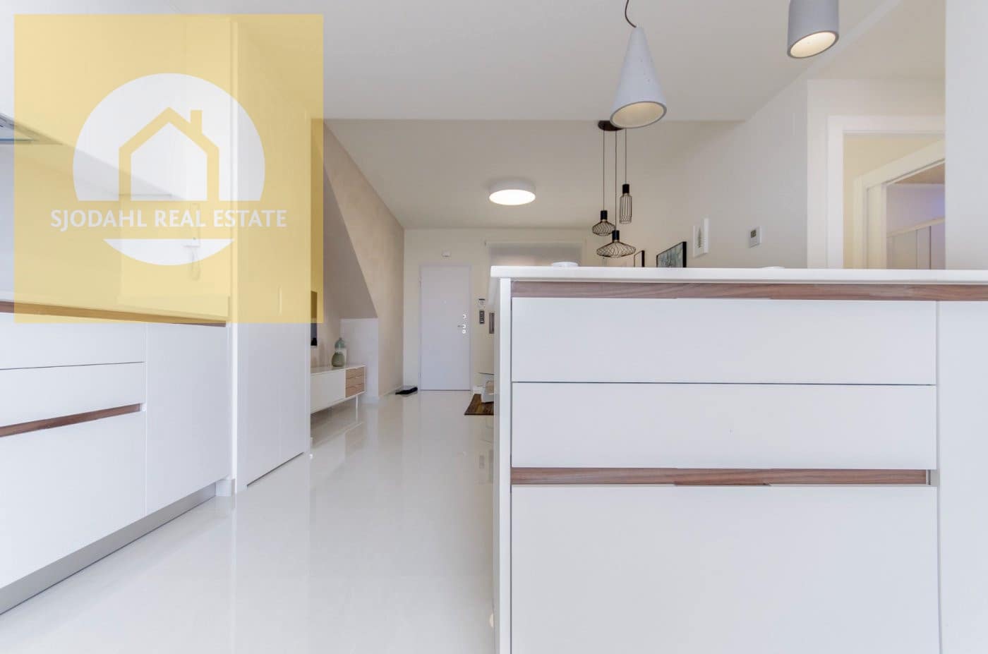 2 chambre Bungalow à vendre à Torrevieja avec piscine garage - 275 000 € (Ref: 9646063)