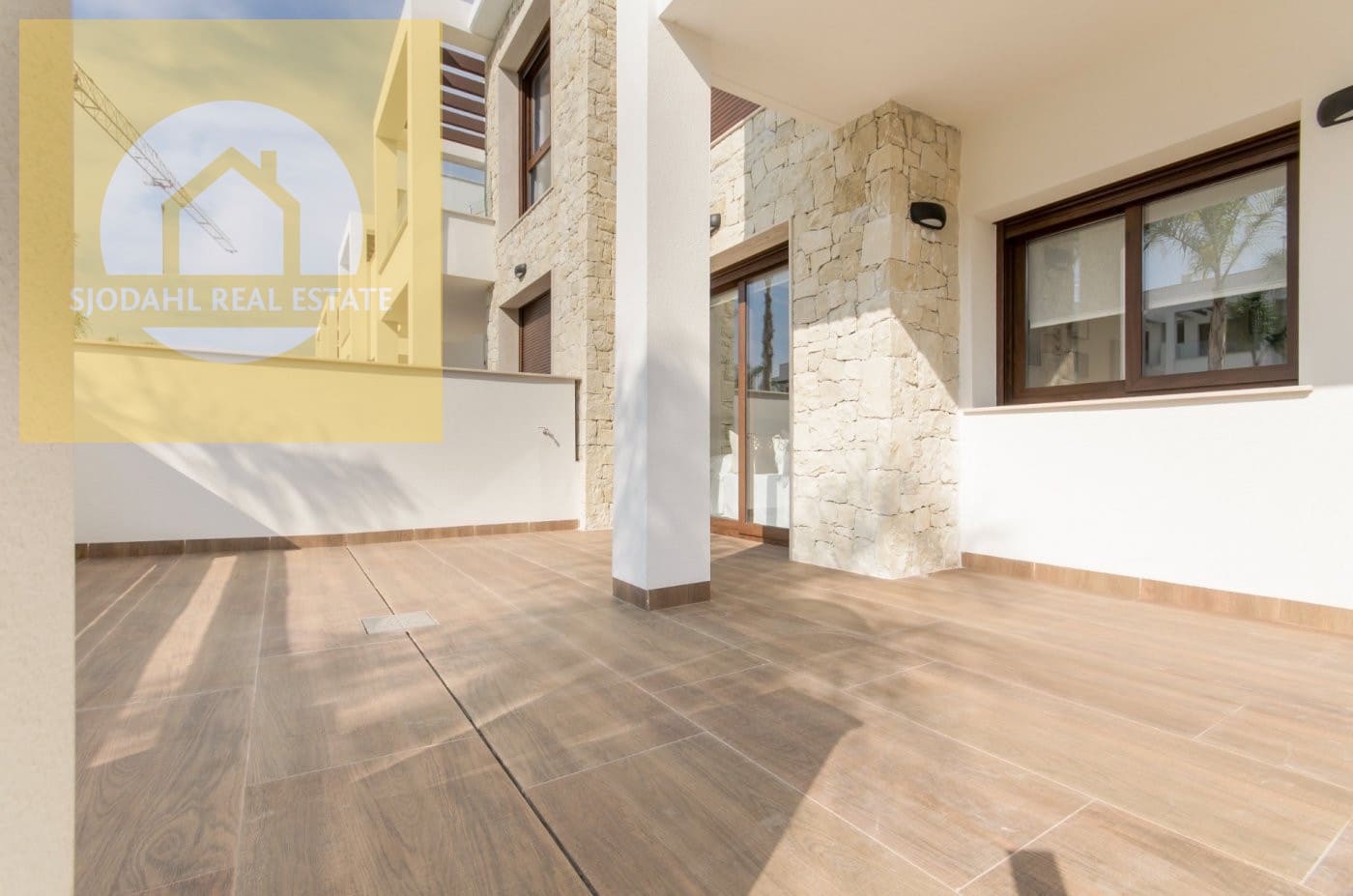 2 chambre Bungalow à vendre à Torrevieja avec piscine garage - 275 000 € (Ref: 9646063)