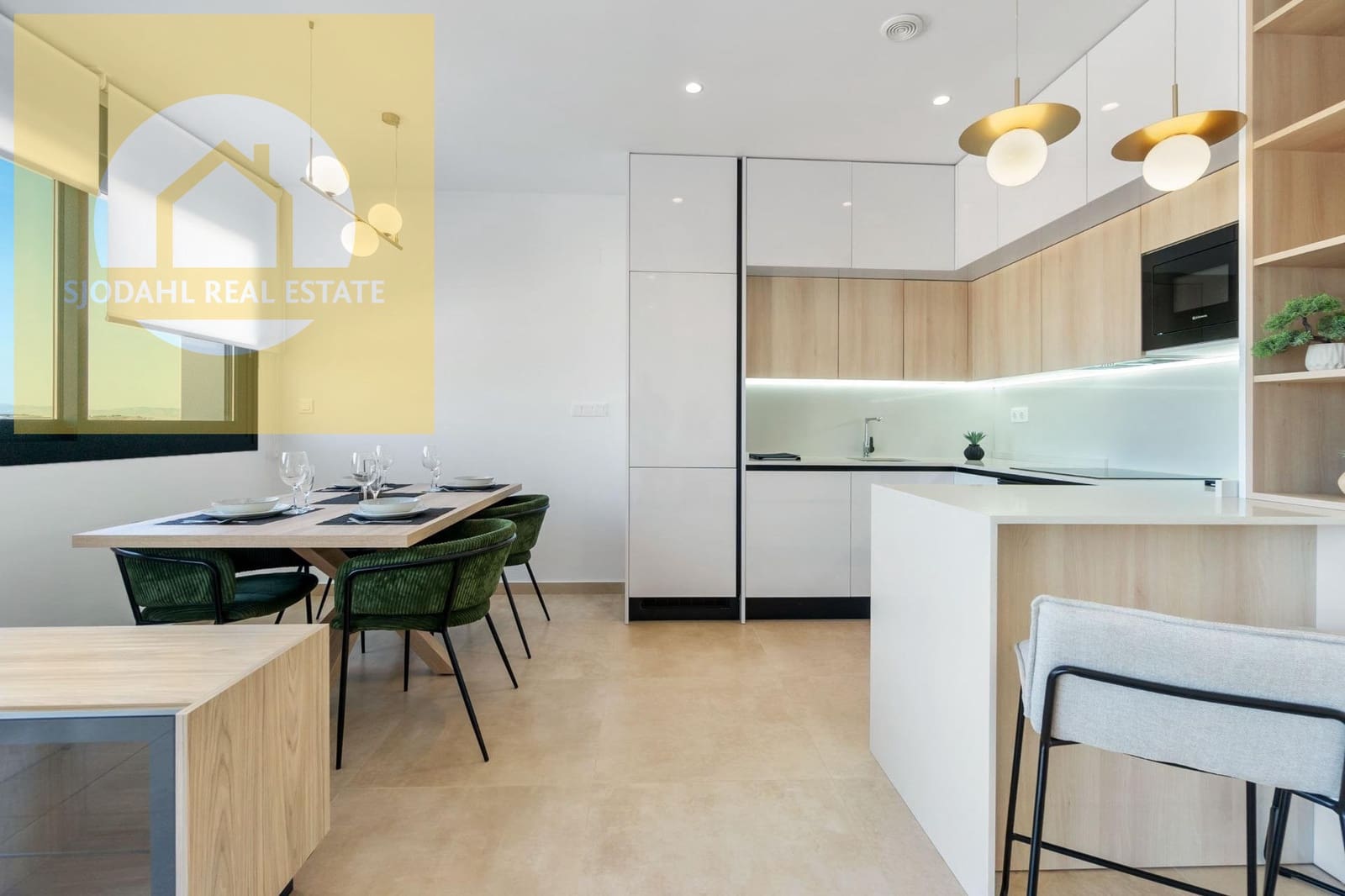 2 sovrum Bungalow till salu i Torrevieja med pool garage - 289 900 € (Ref: 9646065)