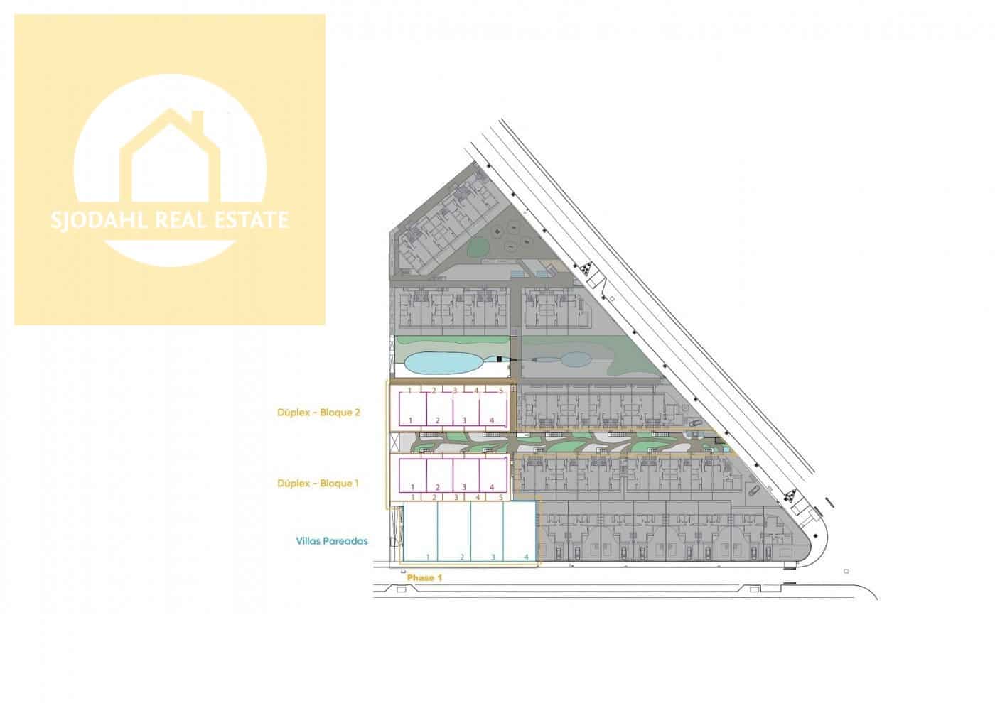 2 sovrum Bungalow till salu i Torrevieja med pool garage - 305 000 € (Ref: 9649884)