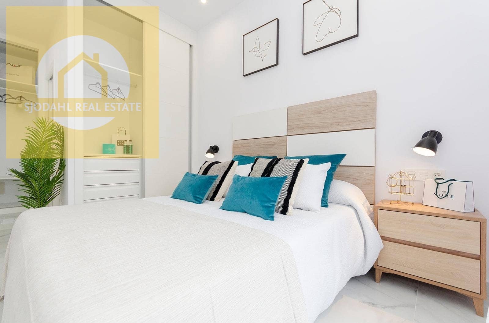 3 bedroom Villa for sale in Torrevieja with pool garage - € 385,000 (Ref: 9649885)