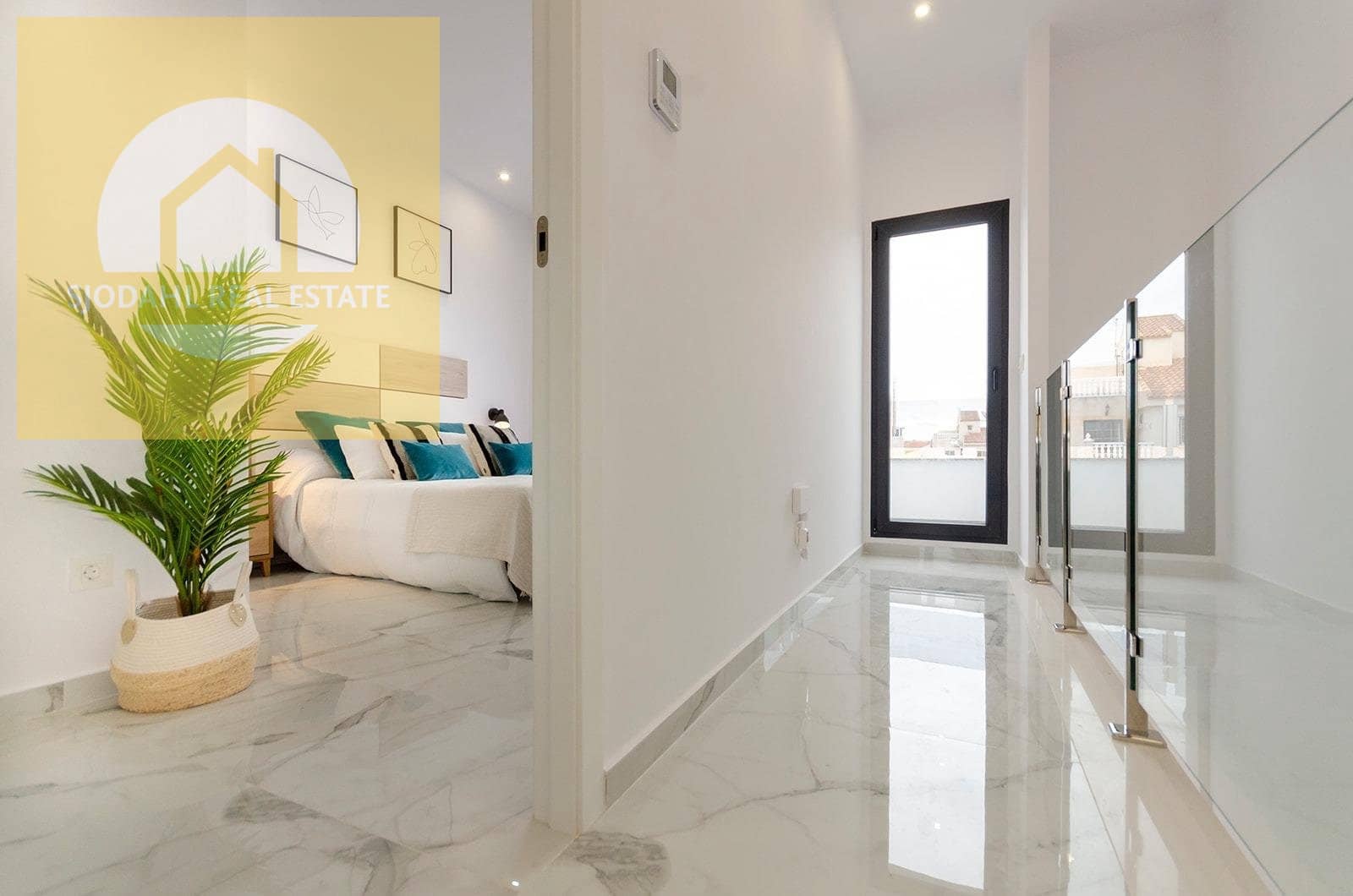 3 bedroom Villa for sale in Torrevieja with pool garage - € 385,000 (Ref: 9649885)