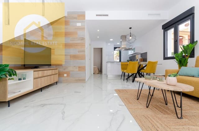 3 camera da letto Villa in vendita in El Chaparral - La Siesta - La Torreta, Torrevieja con piscina garage - 385.000 € (Rif: 9649885)