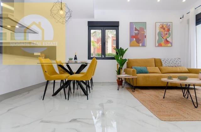 3 camera da letto Villa in vendita in El Chaparral - La Siesta - La Torreta, Torrevieja con piscina garage - 385.000 € (Rif: 9649885)