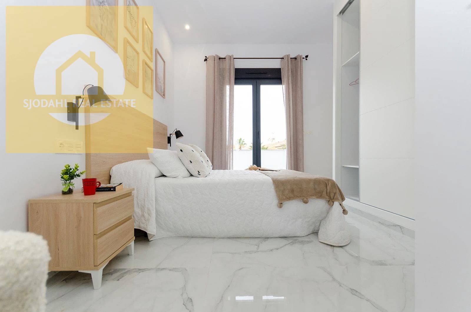 3 bedroom Villa for sale in Torrevieja with pool garage - € 385,000 (Ref: 9649885)