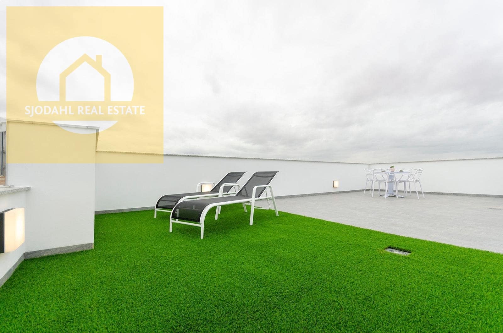 3 bedroom Villa for sale in Torrevieja with pool garage - € 385,000 (Ref: 9649885)