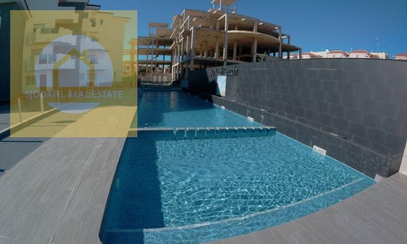 2 makuuhuone Huoneisto myytävänä paikassa Orihuela Costa mukana uima-altaan 
autotalli - 255 000 € (Ref: 9656369)