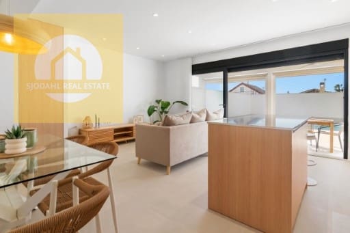 3 quarto Moradia para venda em El Chaparral, Torrevieja com piscina garagem - 499 000 € (Ref: 9674776)