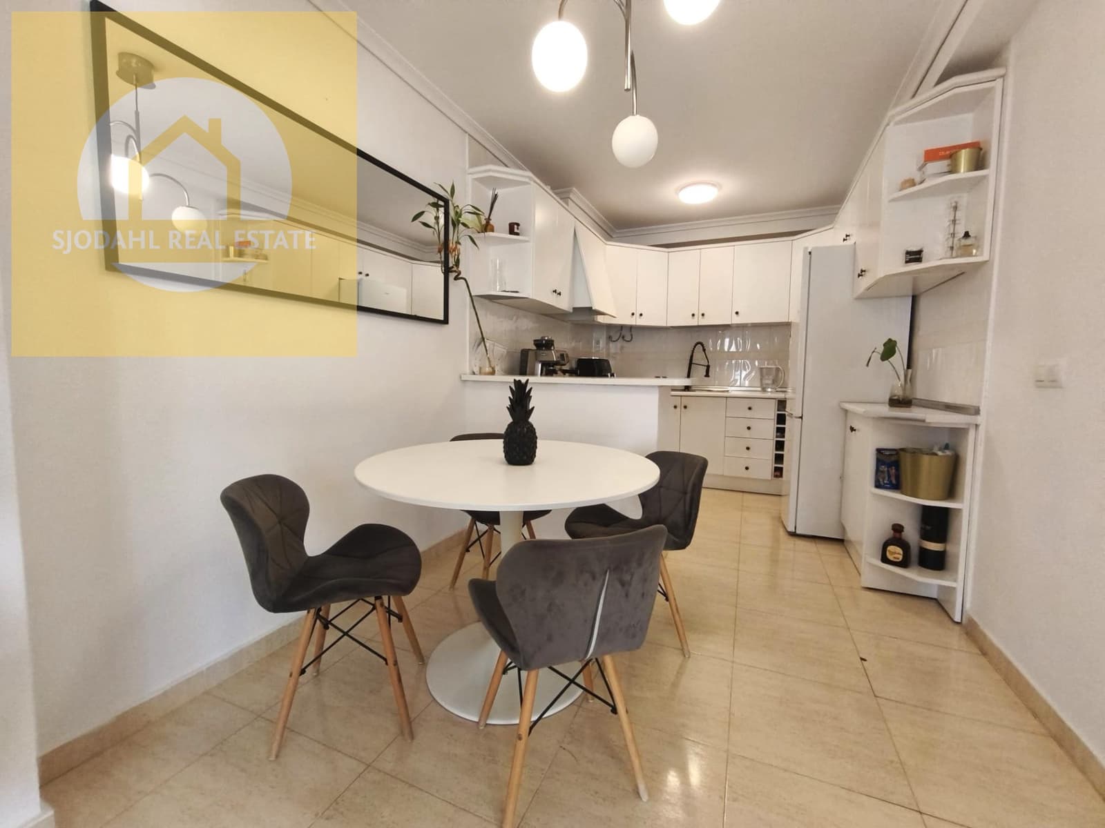 2 bedroom Townhouse for sale in Gran Alacant with pool garage - € 190,000 (Ref: 9713540)