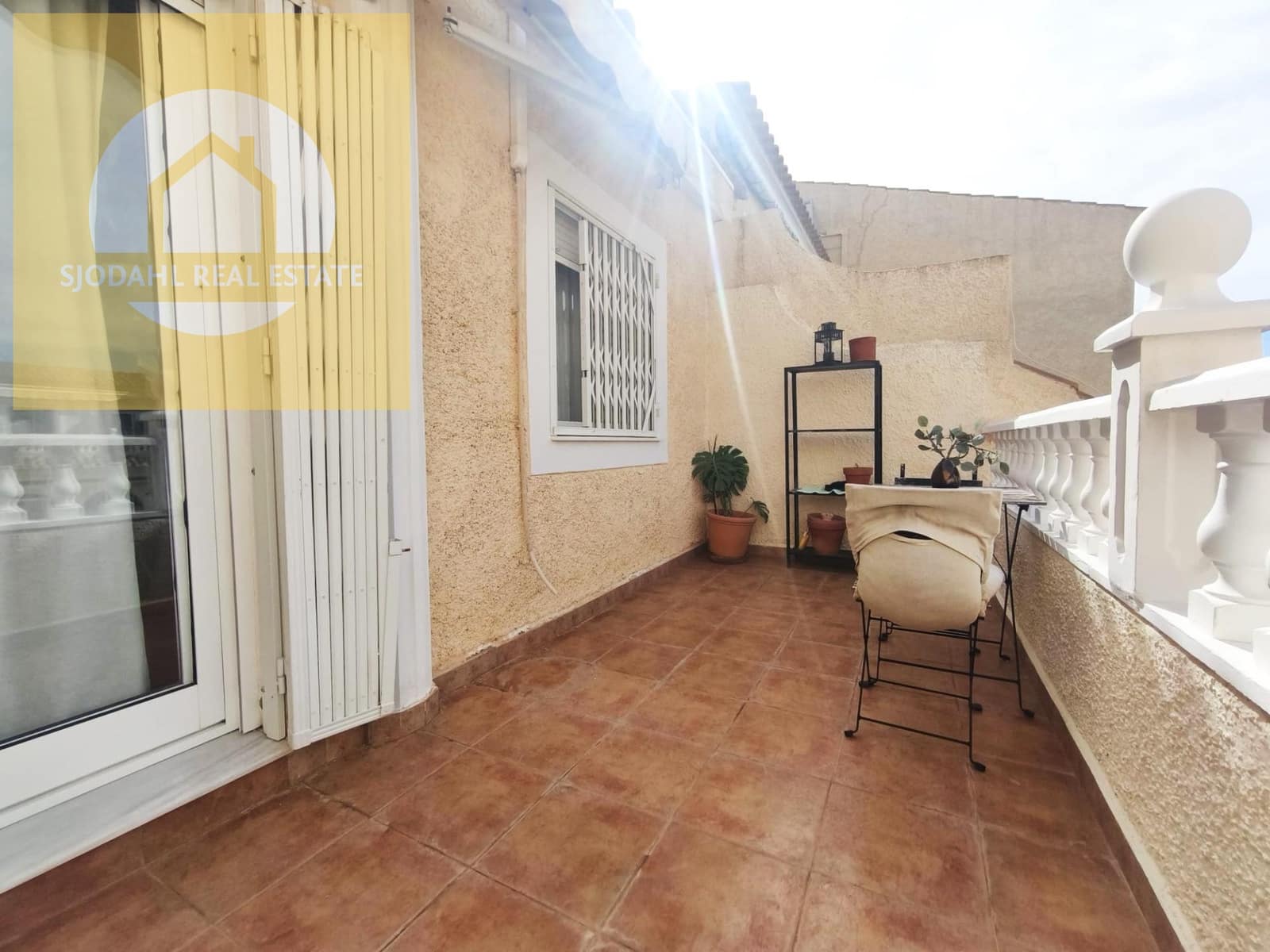 2 bedroom Townhouse for sale in Gran Alacant with pool garage - € 190,000 (Ref: 9713540)