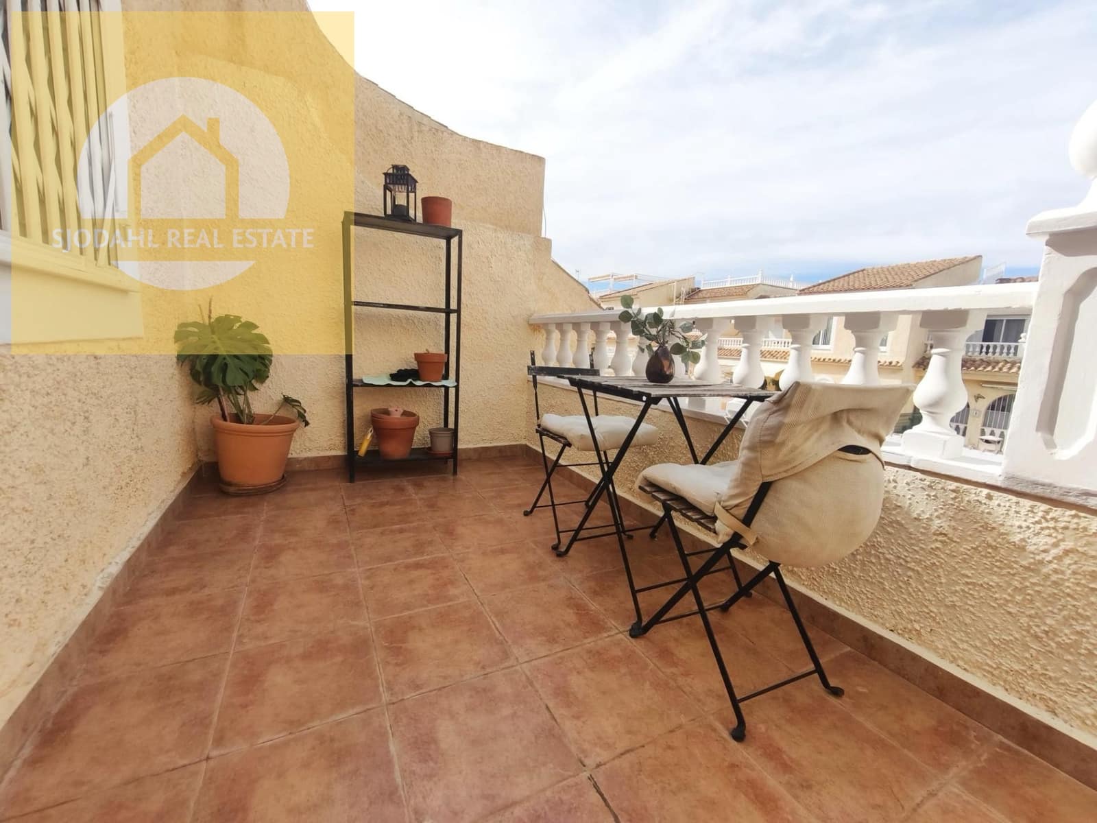 2 bedroom Townhouse for sale in Gran Alacant with pool garage - € 190,000 (Ref: 9713540)