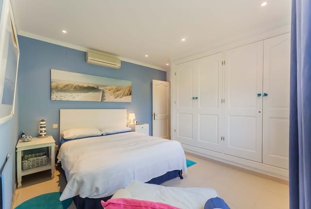 4 Zimmer Villa zu verkaufen in Guadalmina Baja, Marbella mit Pool Garage - 799.000 € (Ref: 8782178)