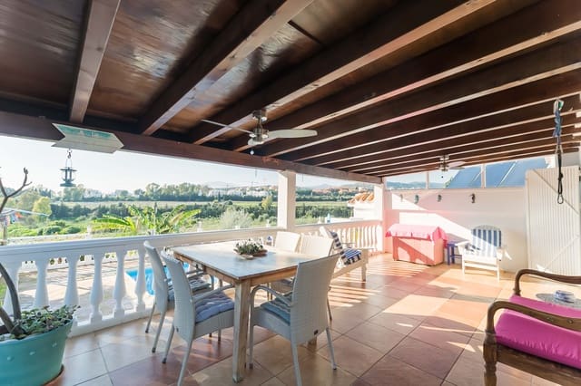 4 Zimmer Villa zu verkaufen in Guadalmina Baja, Marbella mit Pool Garage - 799.000 € (Ref: 8782178)