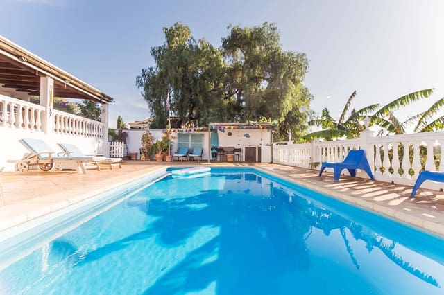 4 Zimmer Villa zu verkaufen in Guadalmina Baja, Marbella mit Pool Garage - 799.000 € (Ref: 8782178)
