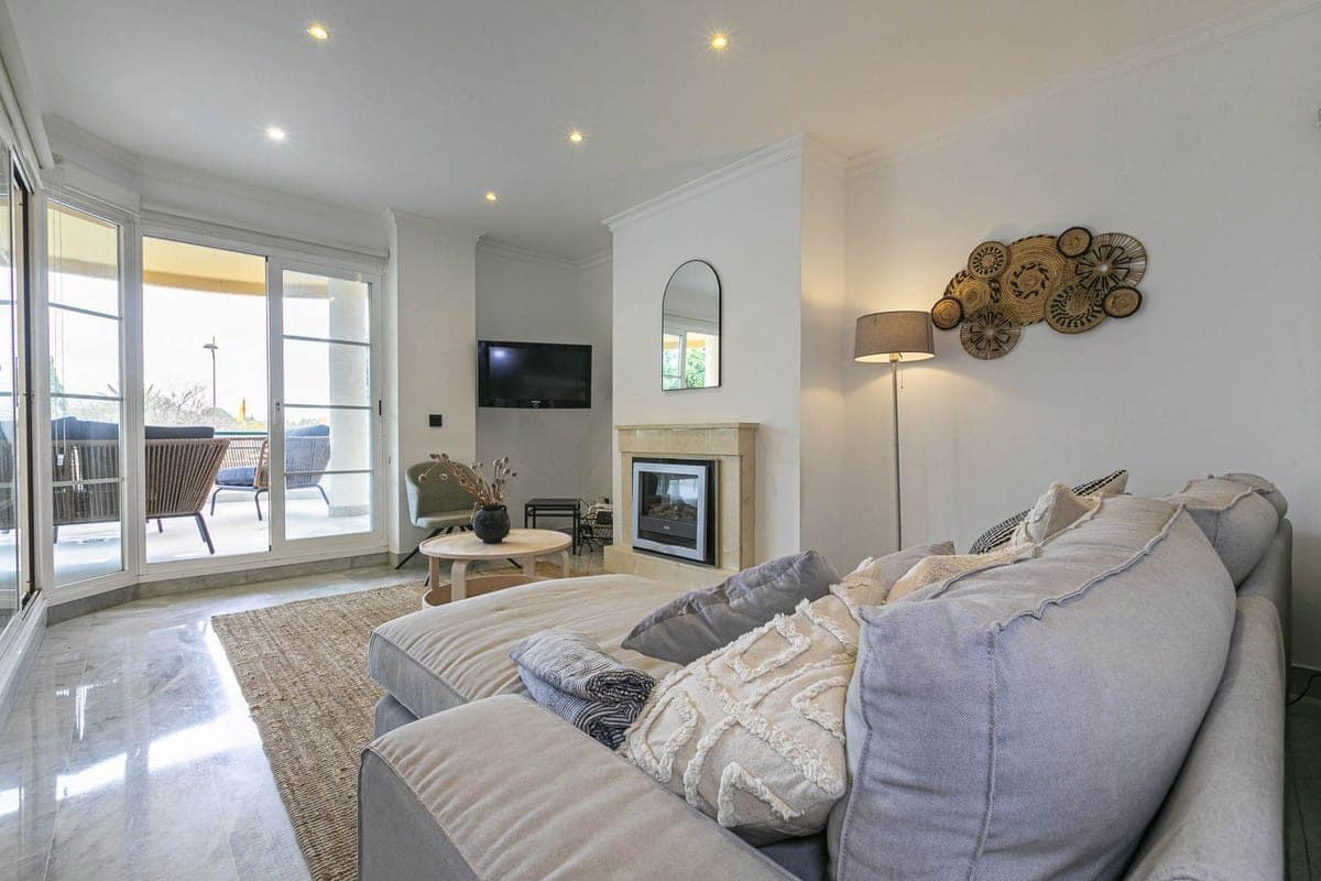 2 quarto Apartamento para venda em Nueva Andalucia com piscina - 535 000 € (Ref: 9180156)