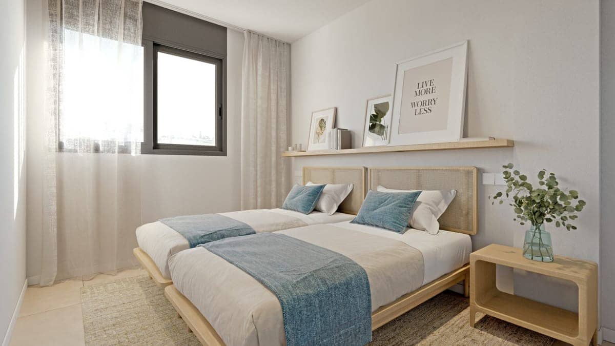 2 bedroom Apartment for sale in Estepona with pool - € 600,000 (Ref: 9183612)