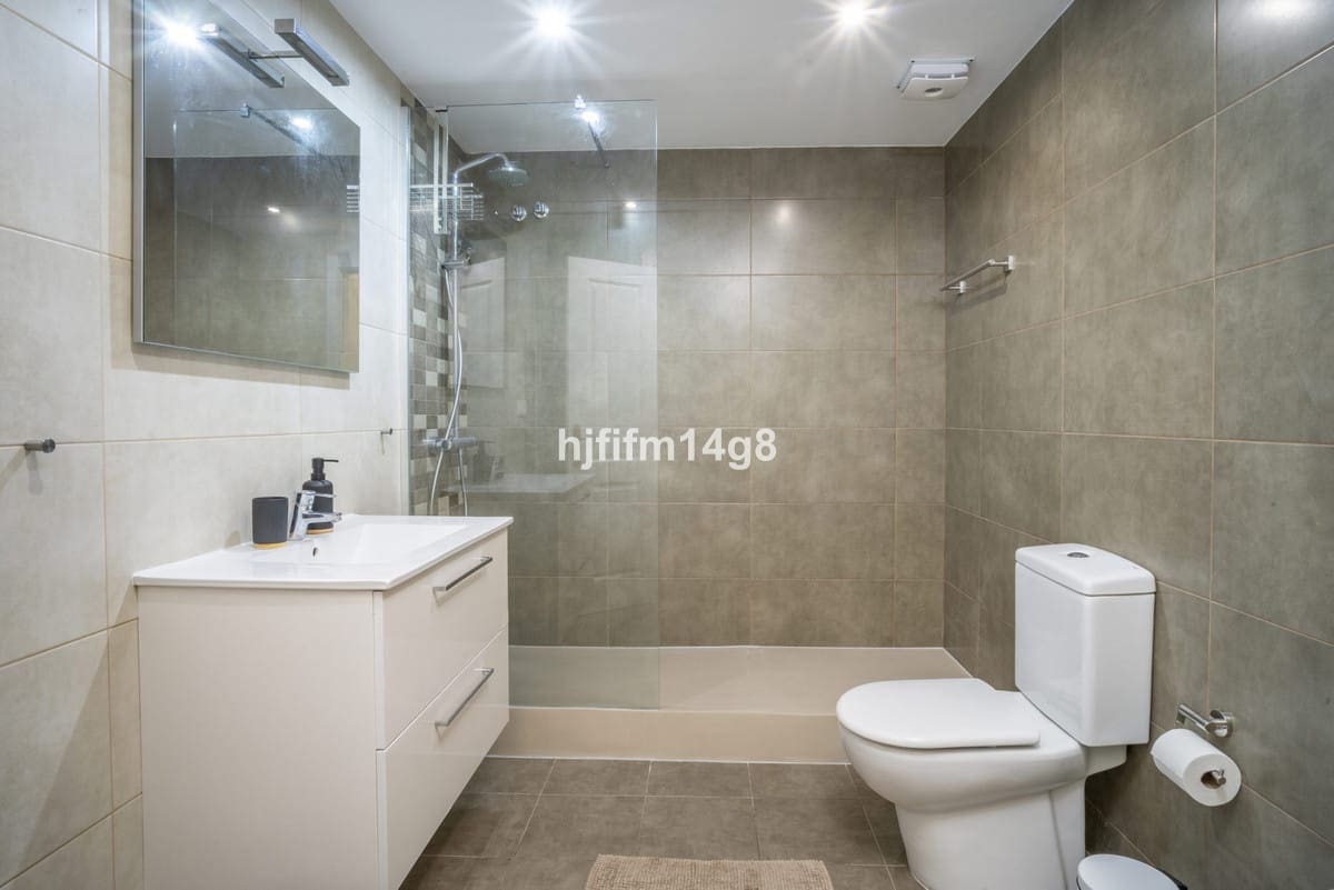 3 soveværelse Lejlighed til salg i Nueva Andalucia med swimmingpool - € 545.000 (Ref: 9185302)