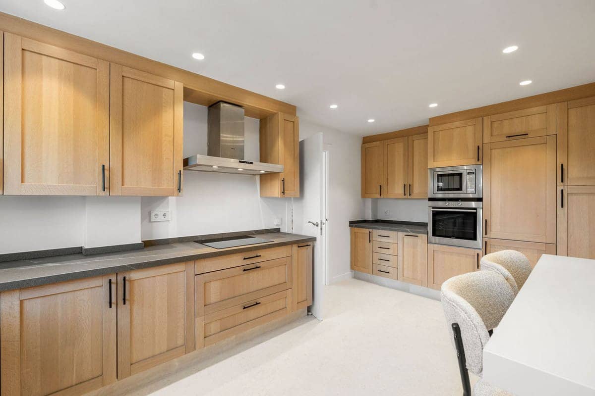 4 makuuhuone Omakotitalo myytävänä paikassa Nueva Andalucia mukana uima-altaan - 1 850 000 € (Ref: 9185318)