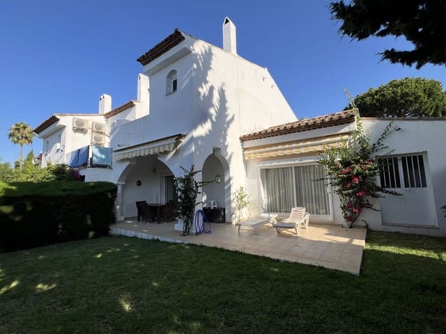 3 soverom Hus til salgs i El Paraiso, Estepona med svømmebasseng - € 595 000 (Ref: 9185323)