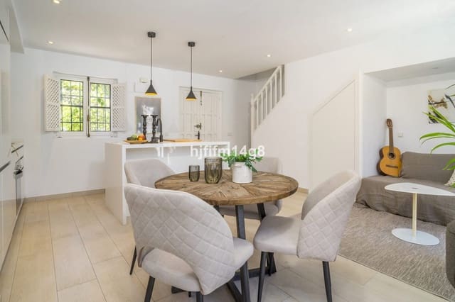 2 soverom Hus til salgs i Nueva Andalucia, Marbella med svømmebasseng - € 490 000 (Ref: 9185325)