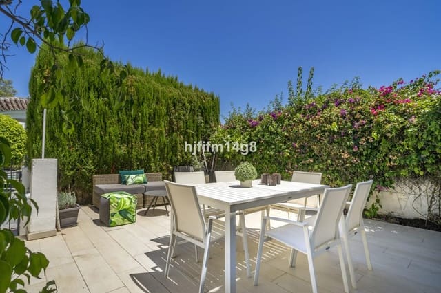 2 soverom Hus til salgs i Nueva Andalucia, Marbella med svømmebasseng - € 490 000 (Ref: 9185325)