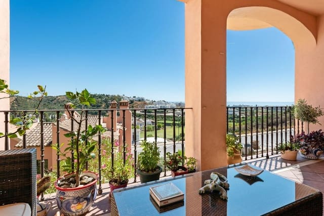 3 quarto Casa em Banda para venda em Estepona com piscina - 445 000 € (Ref: 9239834)