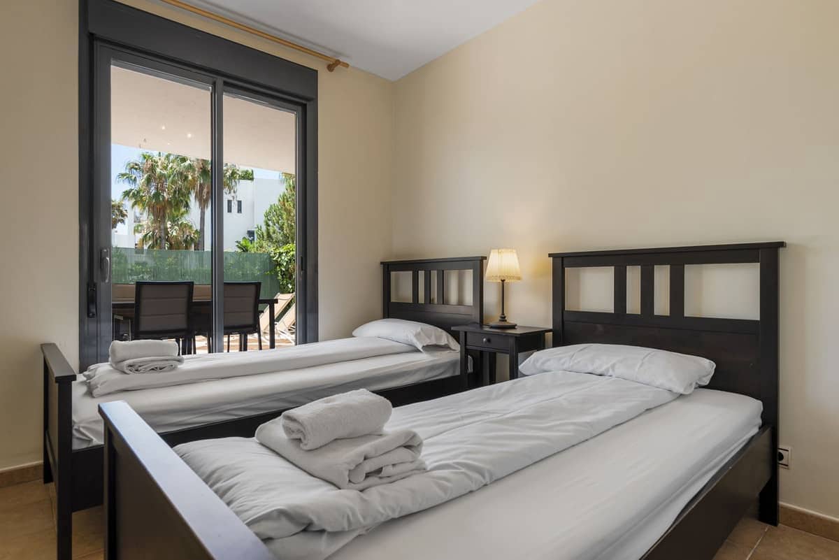 2 bedroom Apartment for sale in Mijas Costa with pool - € 385,000 (Ref: 9242859)