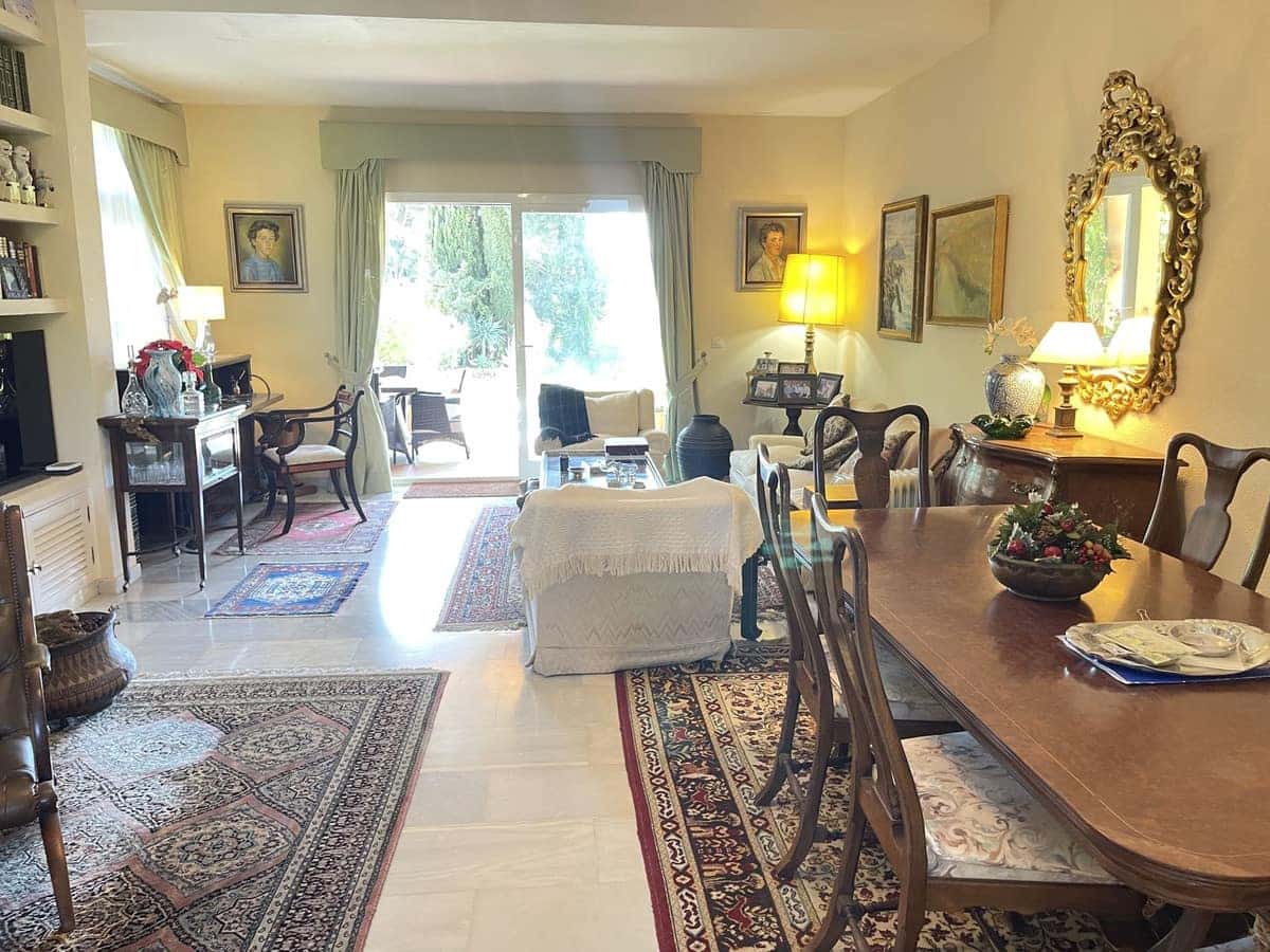 3 chambre Villa/Maison Semi-Mitoyenne à vendre à Mijas Costa avec piscine - 595 000 € (Ref: 9242862)