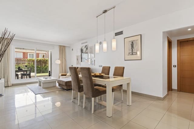 2 slaapkamer Appartement te koop in El Paraiso, Estepona met zwembad - € 435.000 (Ref: 9276167)