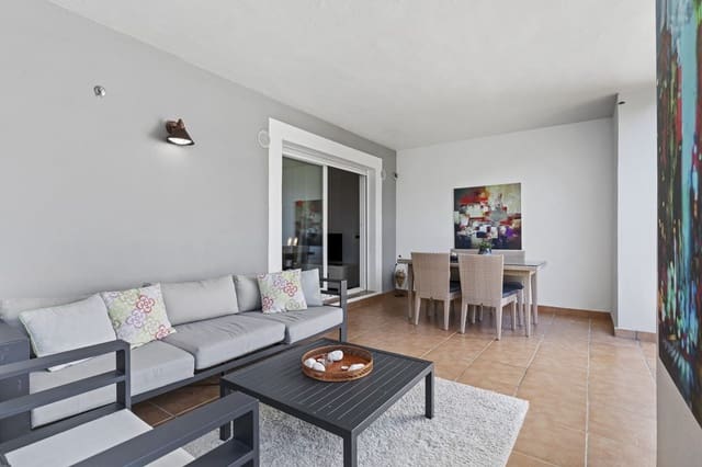 2 slaapkamer Appartement te koop in El Paraiso, Estepona met zwembad - € 435.000 (Ref: 9276167)