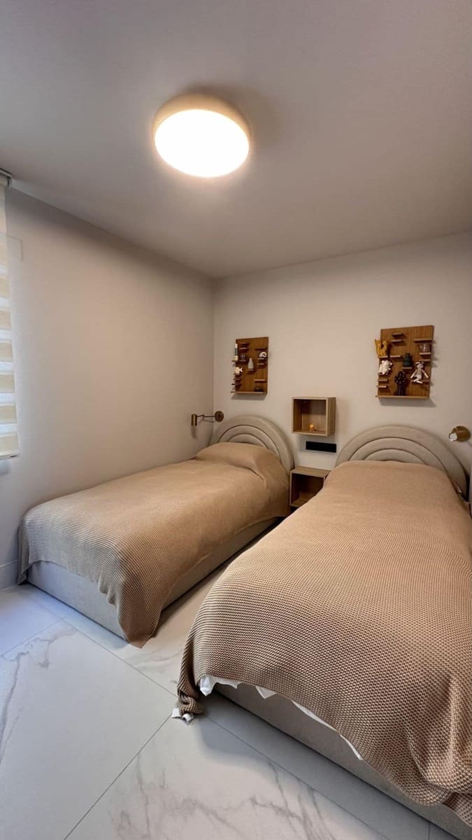 3 bedroom Apartment for sale in San Pedro de Alcantara with pool - € 1,075,000 (Ref: 9347105)