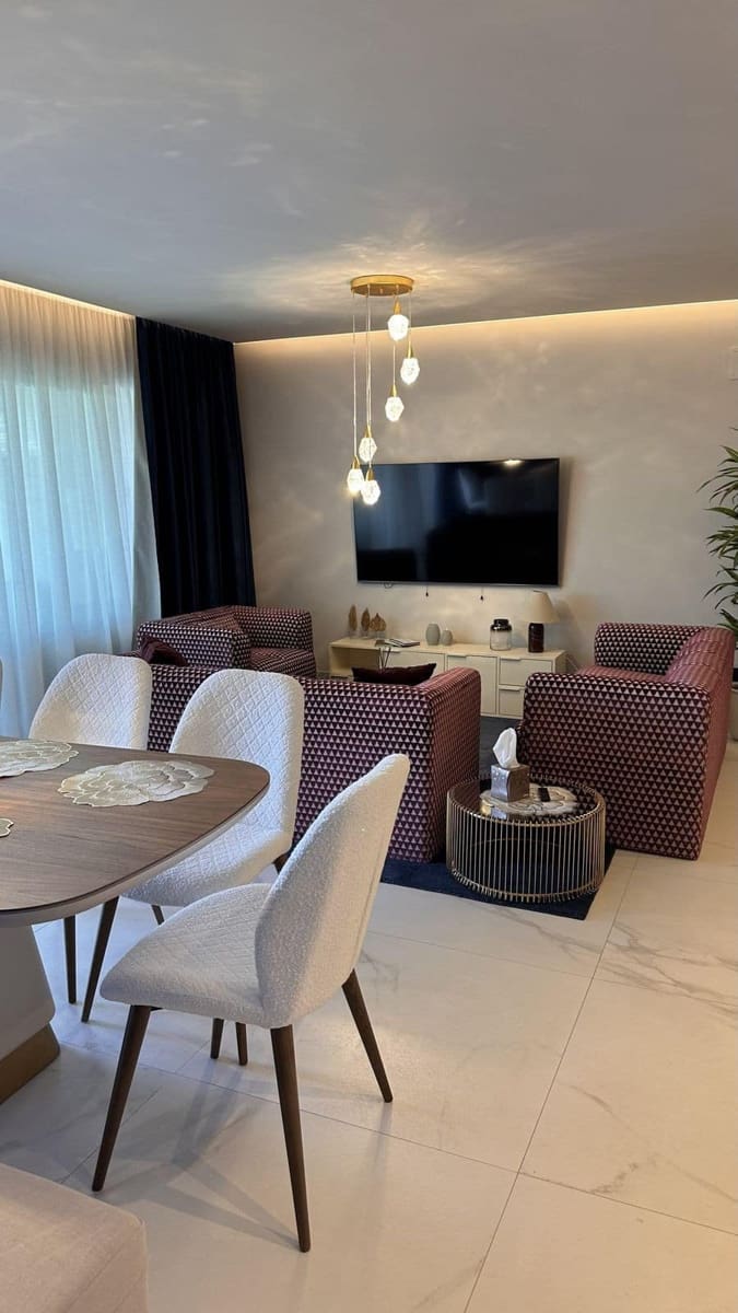 3 bedroom Apartment for sale in San Pedro de Alcantara with pool - € 1,075,000 (Ref: 9347105)