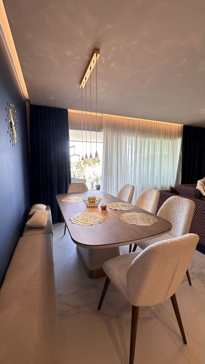 3 bedroom Apartment for sale in San Pedro de Alcantara with pool - € 1,075,000 (Ref: 9347105)