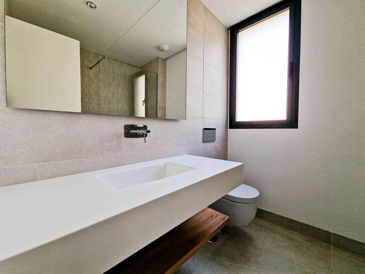 2 makuuhuone Huoneisto myytävänä paikassa Cabopino mukana uima-altaan - 690 000 € (Ref: 9359060)