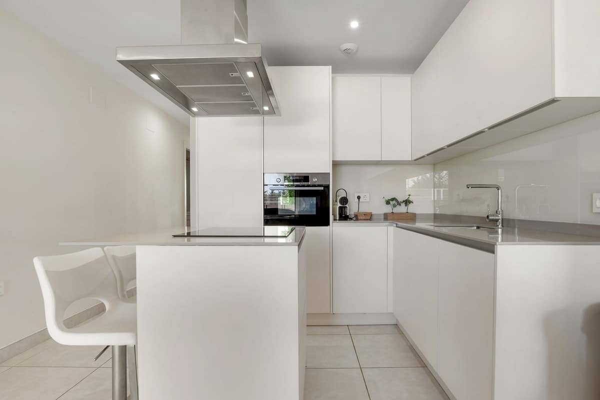 3 bedroom Apartment for sale in La Cala de Mijas with pool - € 680,000 (Ref: 9359061)