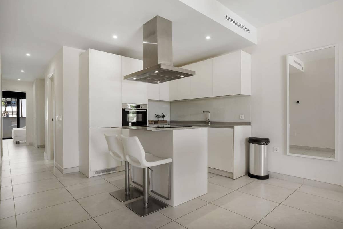 3 bedroom Apartment for sale in La Cala de Mijas with pool - € 680,000 (Ref: 9359061)