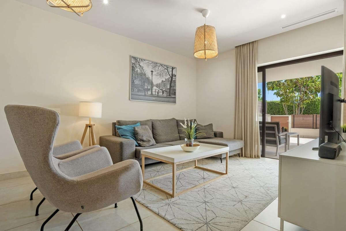 3 bedroom Apartment for sale in La Cala de Mijas with pool - € 680,000 (Ref: 9359061)